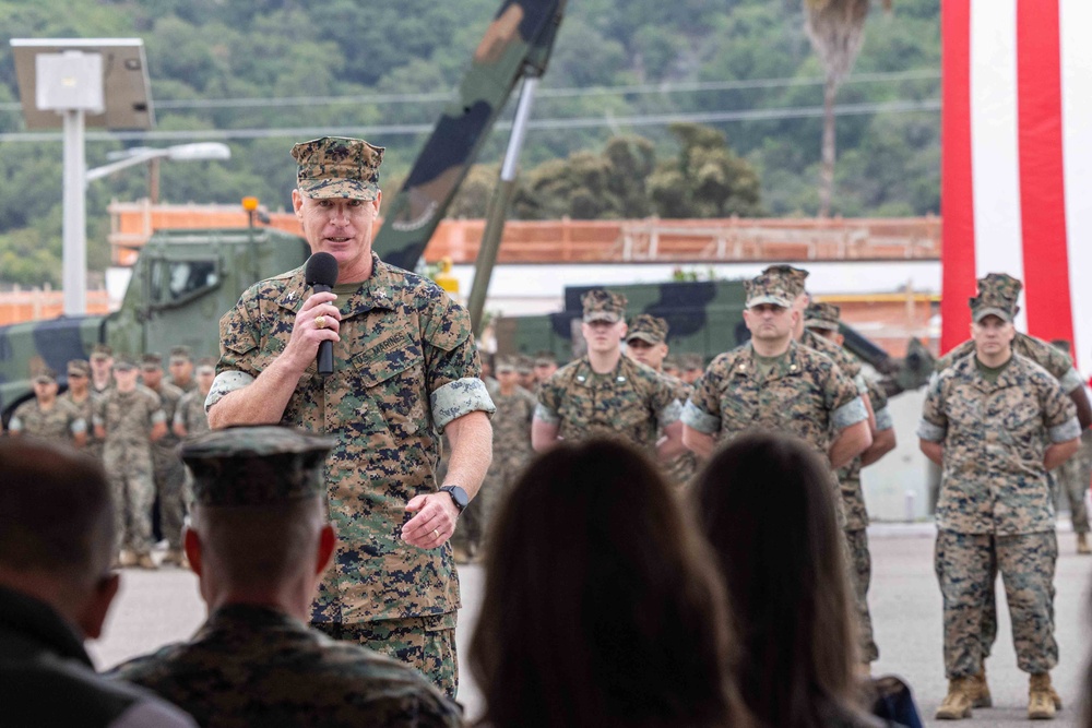 HQSPT Bn., SOIWEST, Change of Command