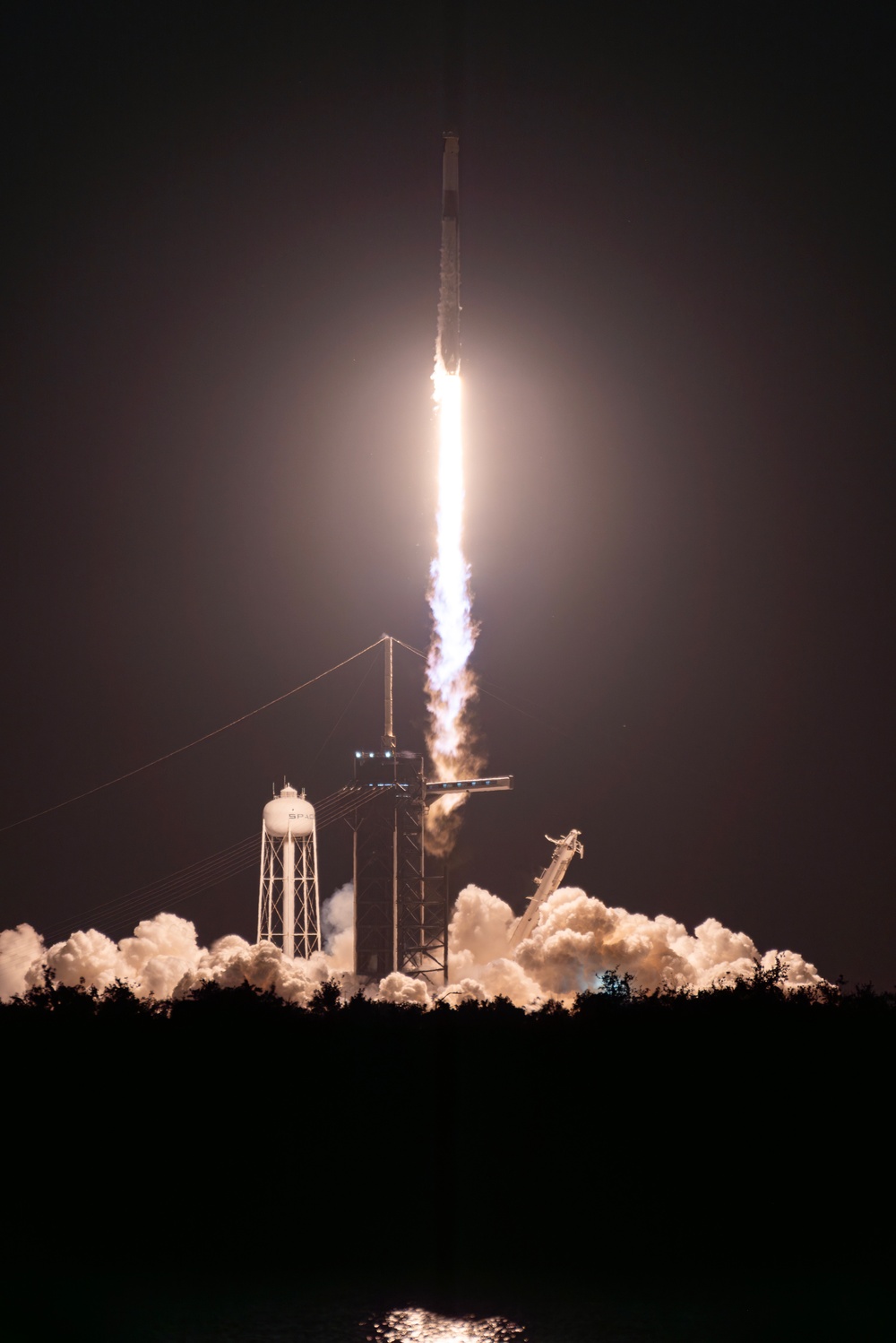 Fram 2 Launches from Kennedy Space Center