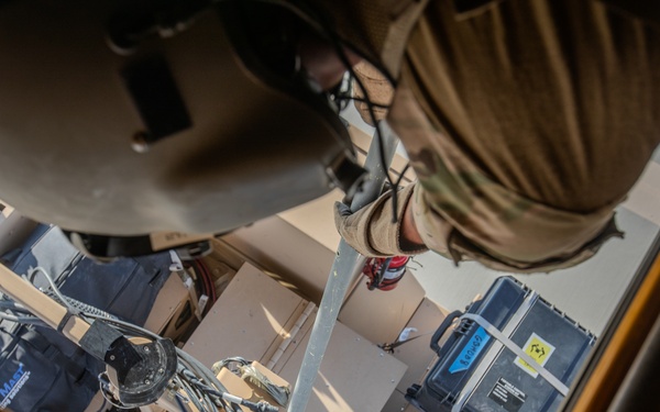 1st Combat Aviation Brigade conducts sling load operations to support southern border mission