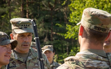 General Donahue visits Project Flytrap operations