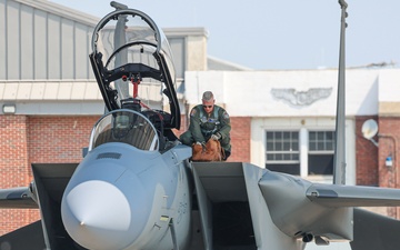 F15EX visits Selfridge