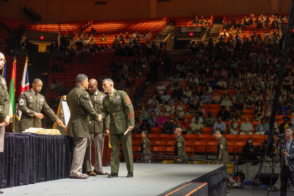 Master Sgt. Vickers United States Sergeant Majors Academy Graduation