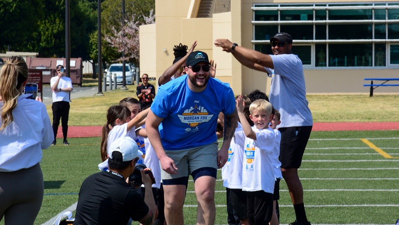 Army &amp; Air Force Exchange Service Hosting NFL ProCamps for Military Children