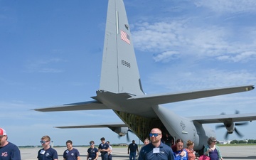 165th Airlift Wing hosts ESGR “Boss Lift” event, provides insight to Guardsmen civilian employers
