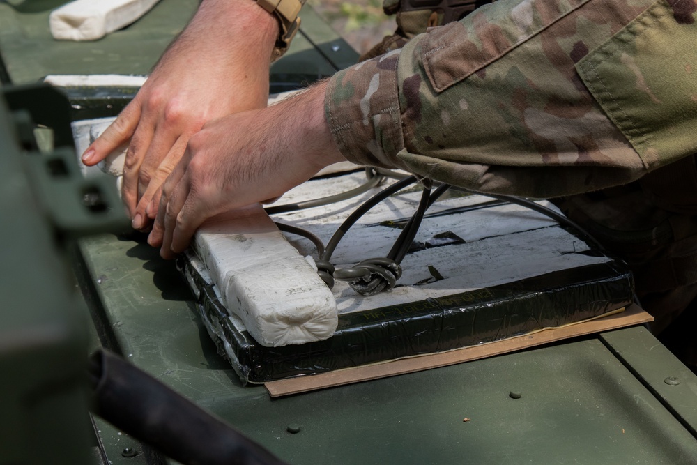 173rd BEB Conducts Live Demolition Training