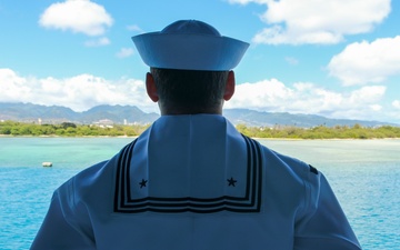 USS Frank Cable arrives to Joint Base Pearl Harbor-Hickam
