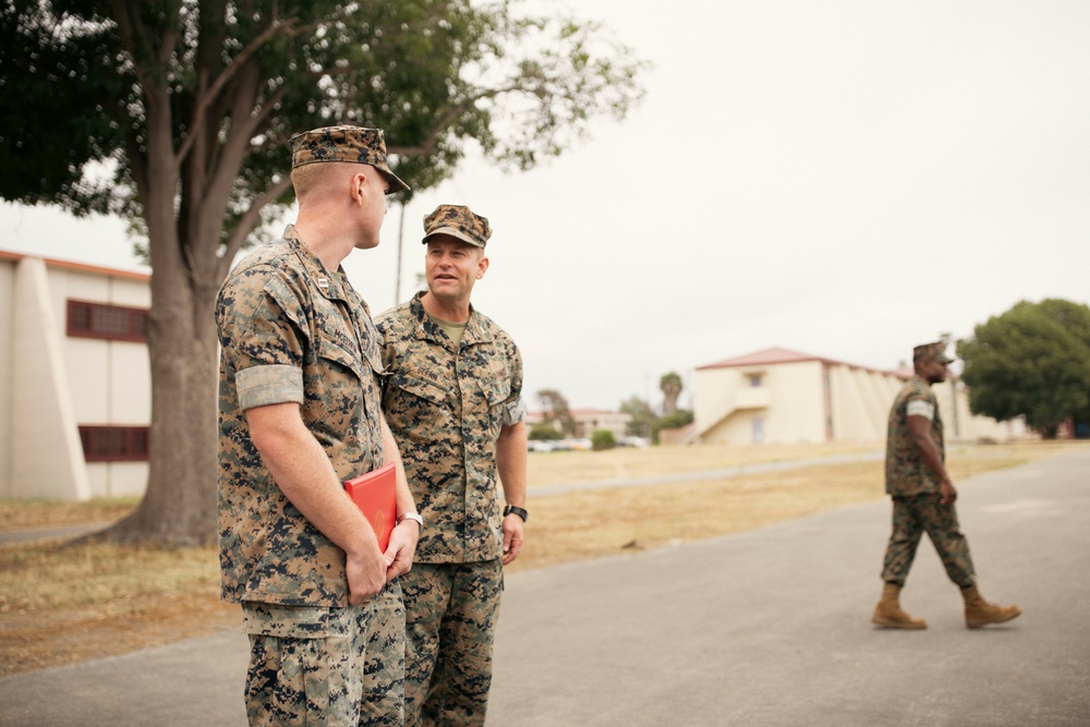 13th MEU holds award ceremony formation