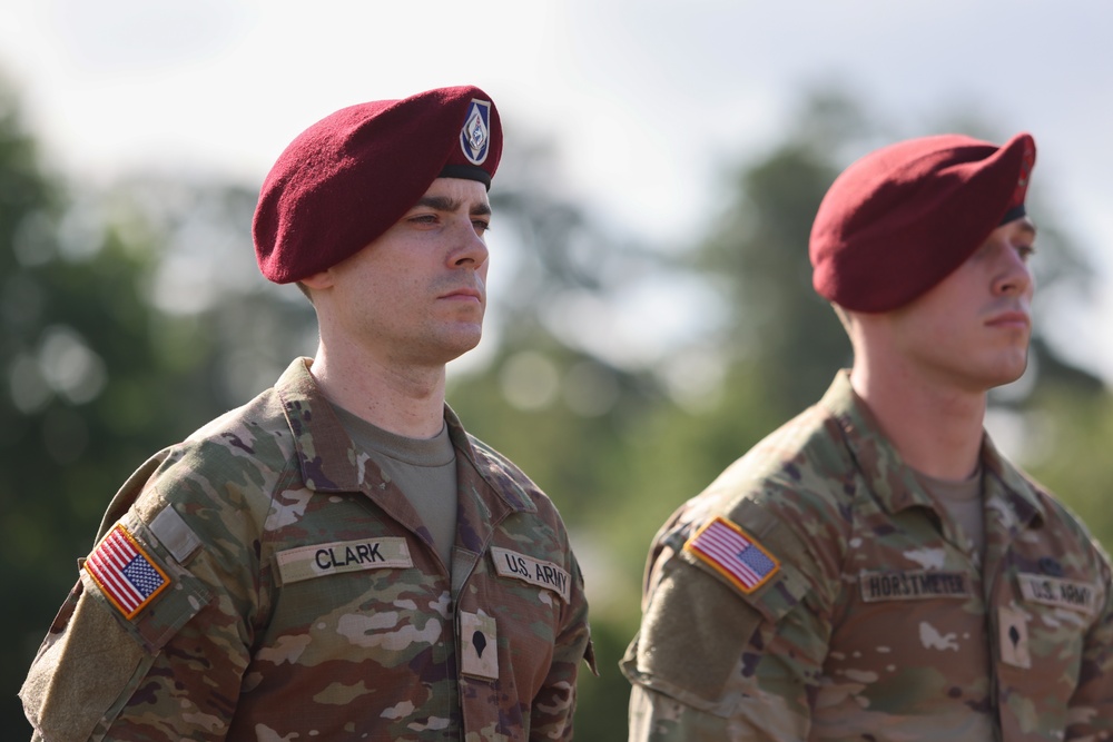 Fort Bragg Soldiers Graduate Basic Leadership Course