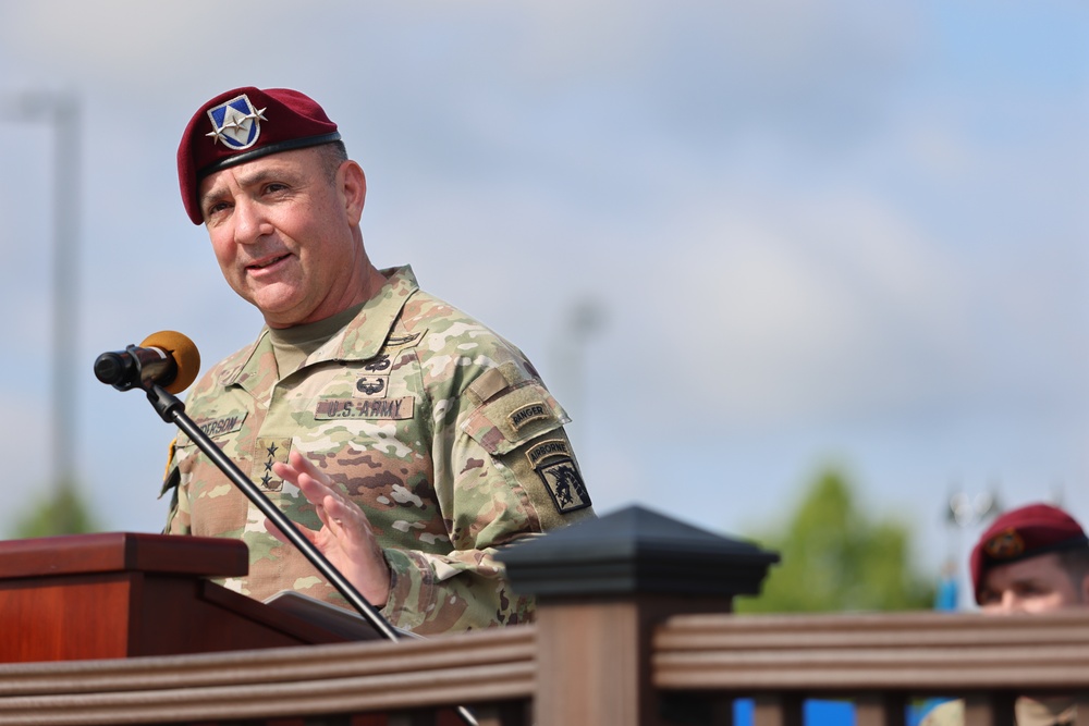 Fort Bragg Soldiers Graduate Basic Leadership Course