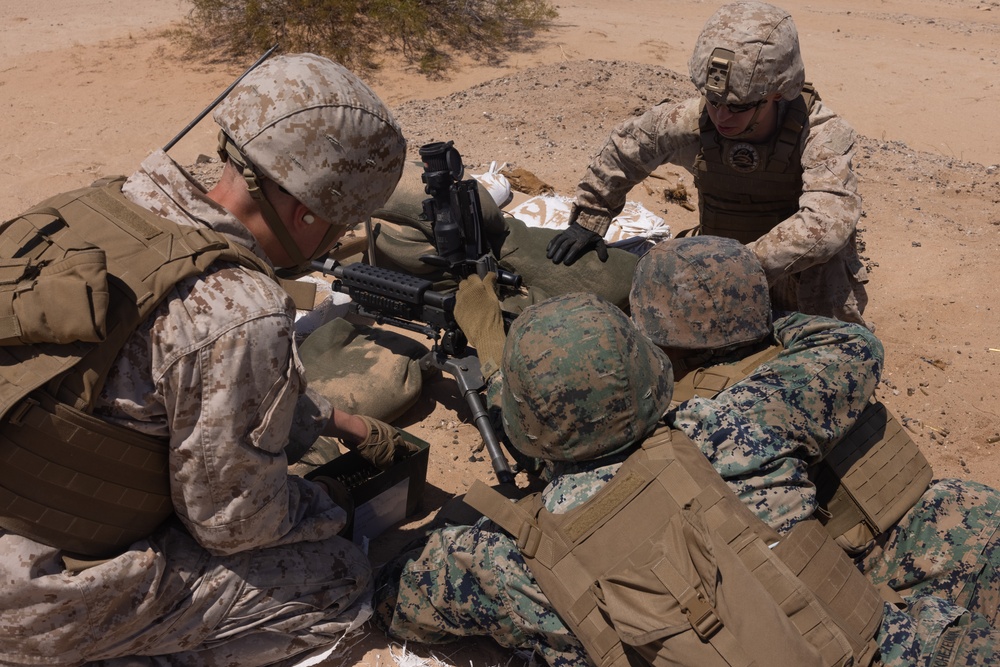 Yuma Marines conduct Machine Gun Training