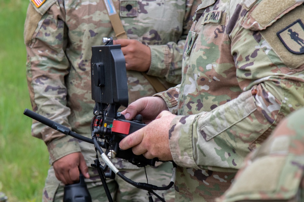 1-128th Soldiers train on unmanned aircraft systems