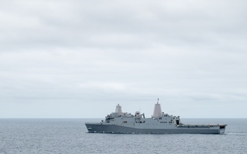 Family, friends and midshipmen embark USS Somerset for Tiger Cruise