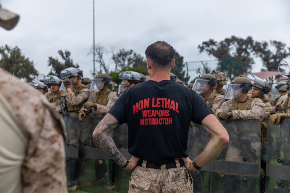 U.S. Marines arrive in greater Los Angeles area to support Task Force 51