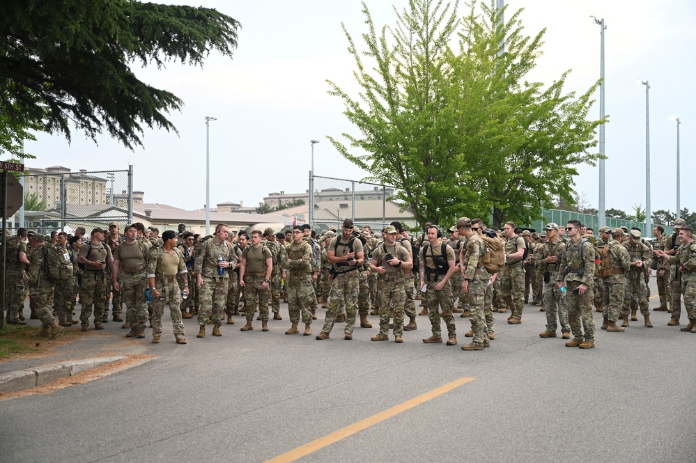 Kunsan Wolfpack crushes the Norwegian Foot March