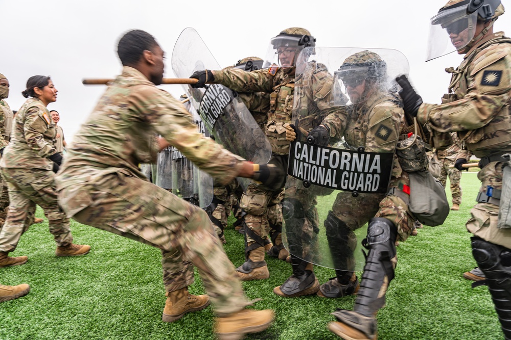 California National Guard conduct civil disturbance operations training