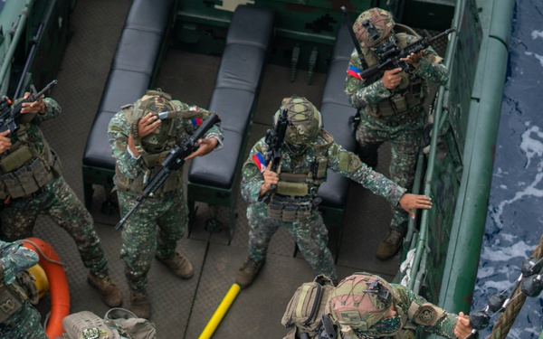 KAMANDAG 9: AFP, SOTF-P conduct Maritime VBSS Strike