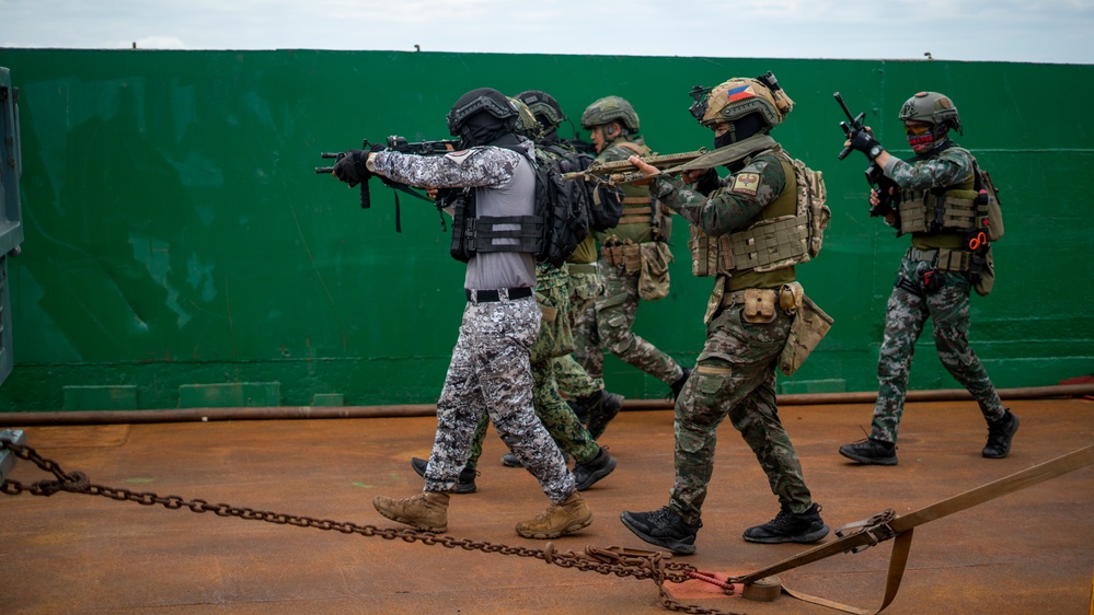 KAMANDAG 9: AFP, SOTF-P conduct Maritime VBSS Strike