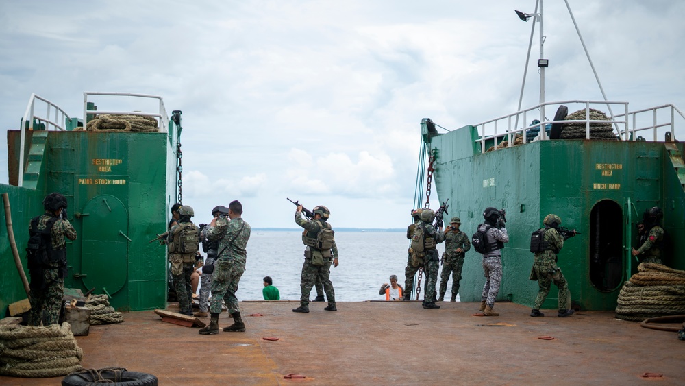 KAMANDAG 9: AFP, SOTF-P conduct Maritime VBSS Strike