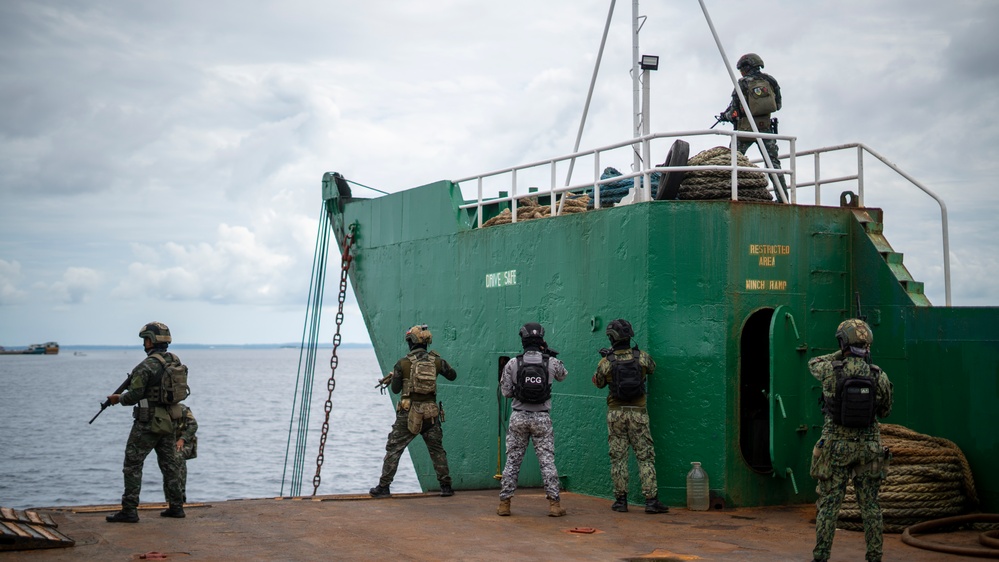 KAMANDAG 9: AFP, SOTF-P conduct Maritime VBSS Strike