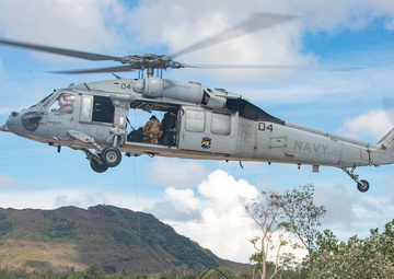 HSC-25 conducts helicopter torpedo retrieval training