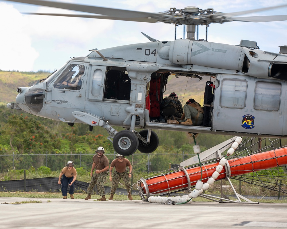 HSC-25 conducts helicopter torpedo retrieval training