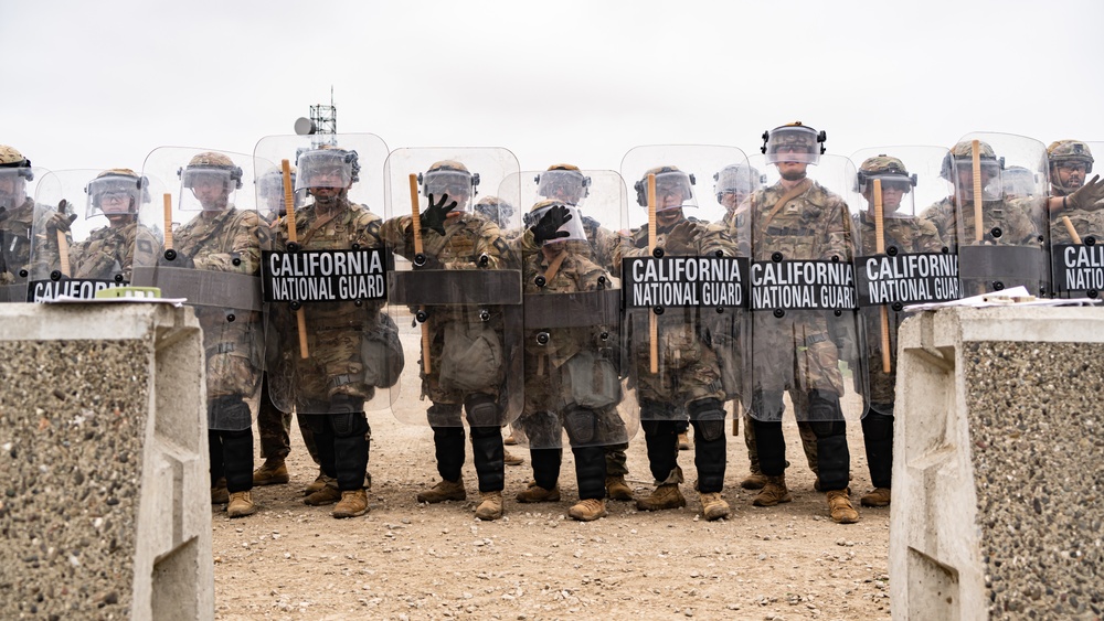 California National Guard conduct civil disturbance operations training