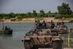 U.S. and Romanian soldiers Conduct Wet Gap Crossing during Saber Guardian 25 [Image 3 of 7]