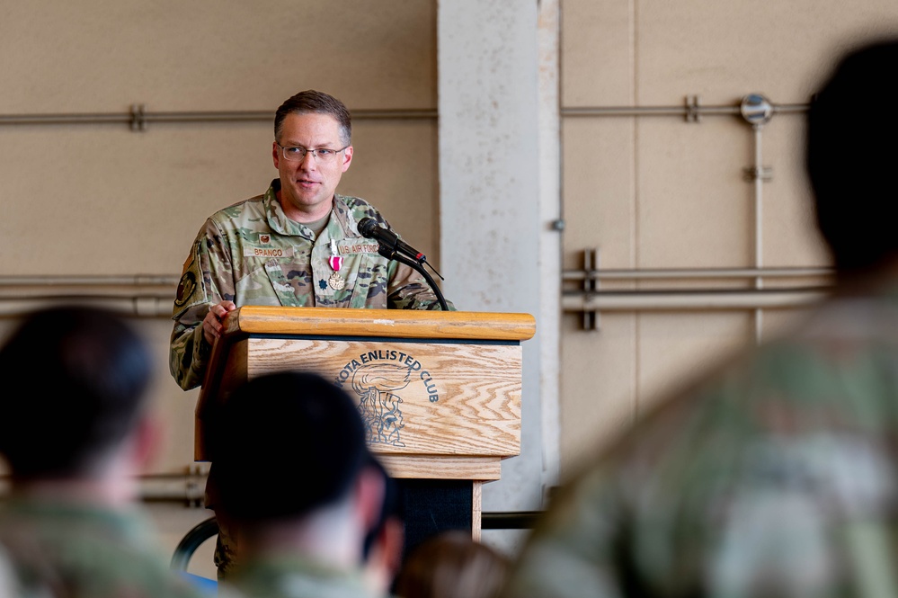 374 OSS Change of Command