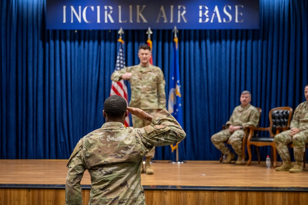 39th MDG Welcomes New Commander to Incirlik