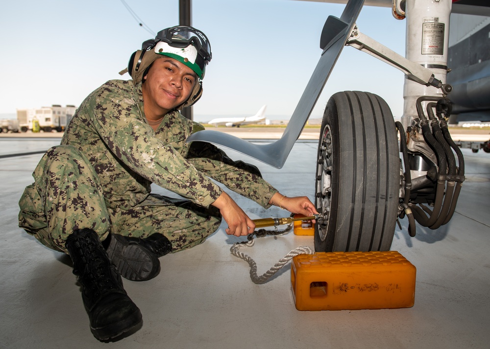 Sailor In The Spotlight - AMAN Pascual