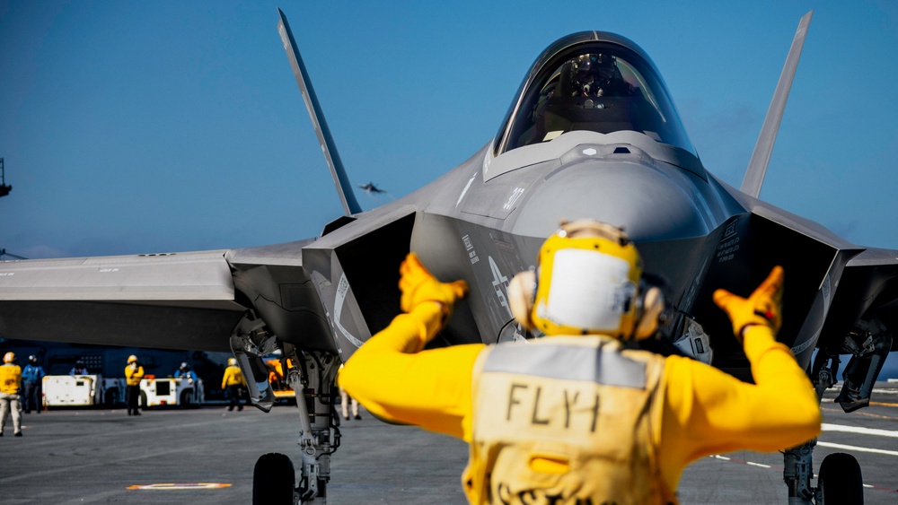 George Washington Conducts Flight Operations