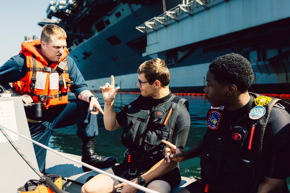 George Washington Conducts Small Boat Exercise