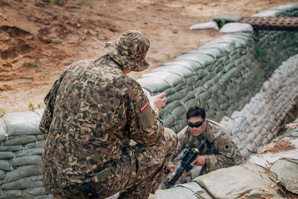 MING Infantry conducts trench warfare training