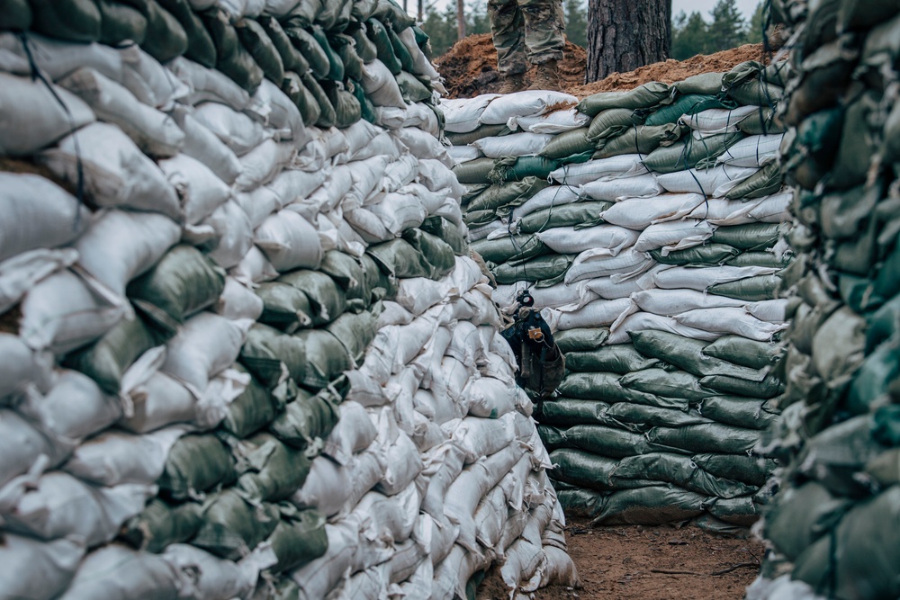 MING Infantry conducts trench warfare training