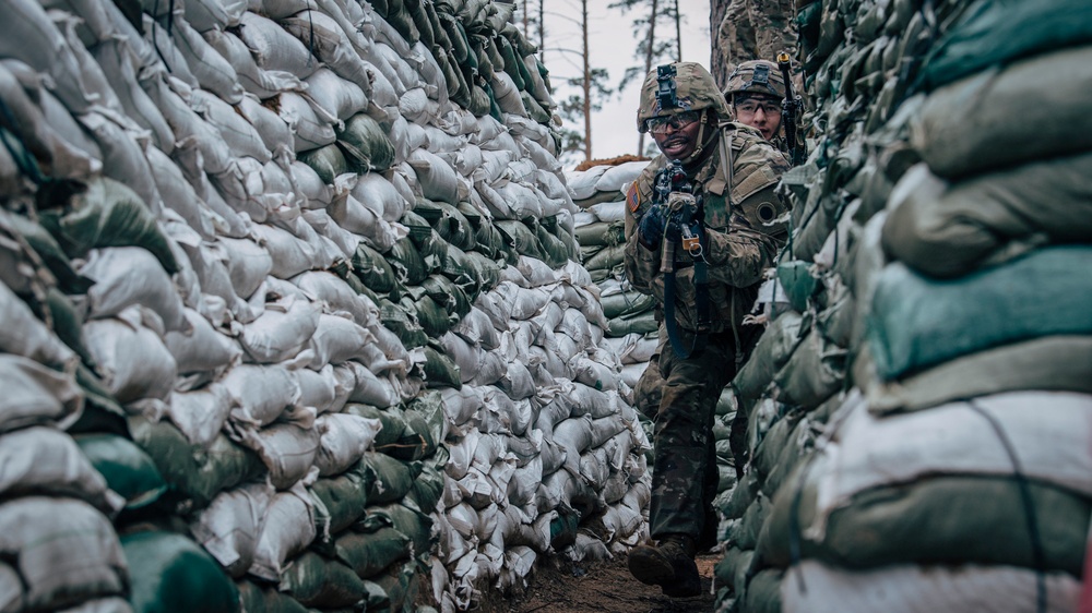 MING Infantry conducts trench warfare training