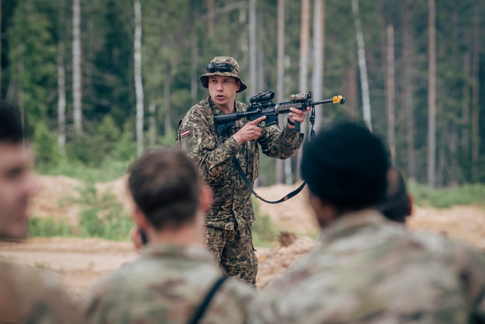 MING Infantry conducts trench warfare training