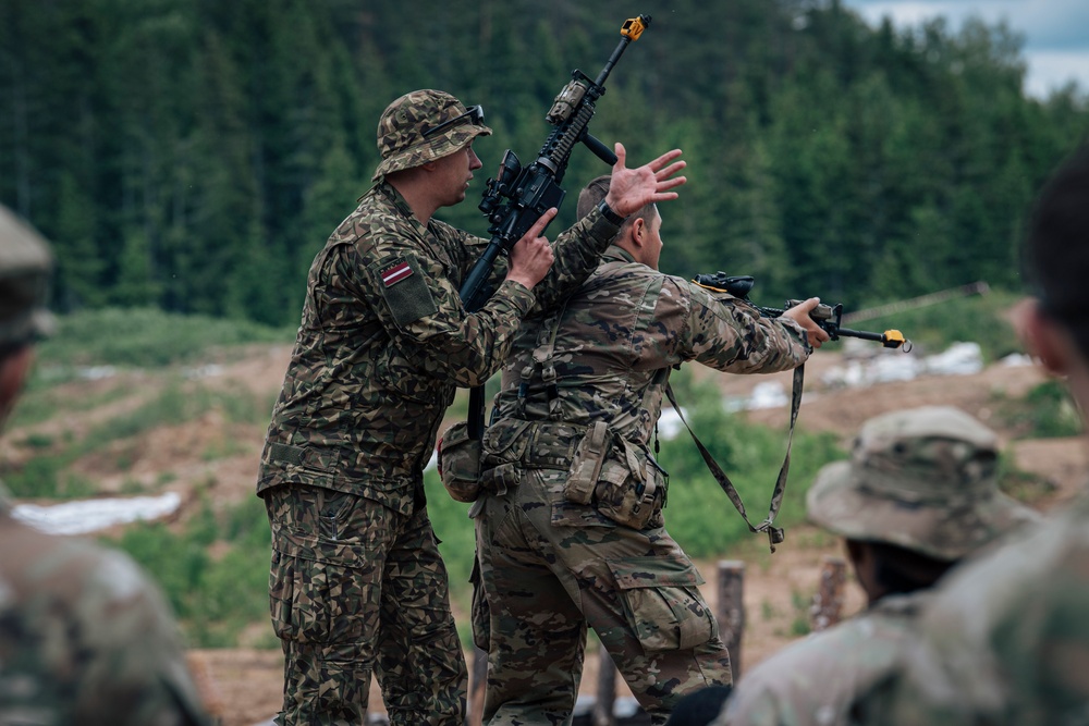 MING Infantry conducts trench warfare training