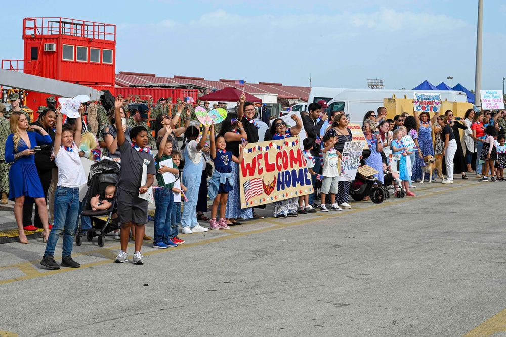USS Oscar Austin returns to NAVSTA Rota