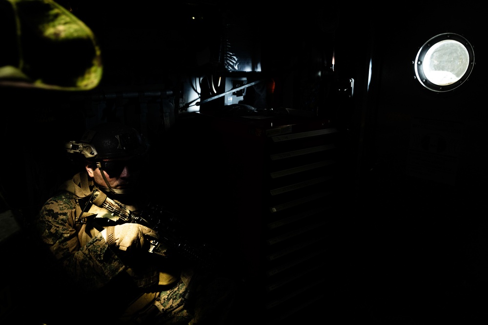 31st MEU | Off-Loading drills aboard USS San Diego