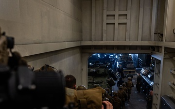 31st MEU | Off-Loading drills aboard USS San Diego