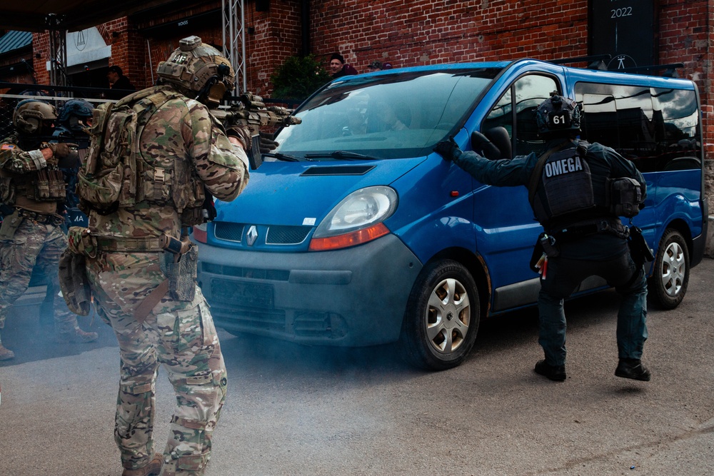 Green Berets and Latvian Special Operations Forces Conduct Joint Capabilities Demonstration in Riga