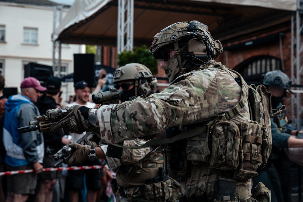 Green Berets and Latvian Special Operations Forces Conduct Joint Capabilities Demonstration in Riga