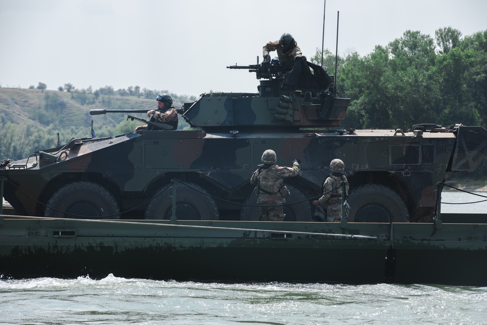 7th Engineer Brigade Conducts Wet Gap Crossing In Romania