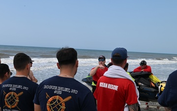 Coast Guard conducts joint training with Indian Beach Fire Department