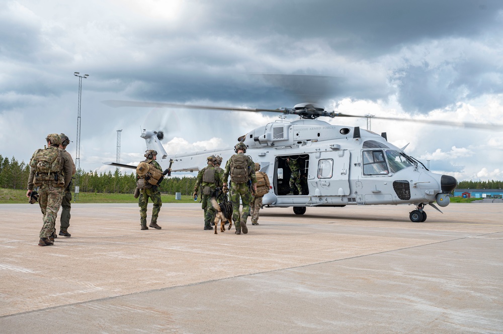 U.S. and Sweden continue bilateral CSAR exercise