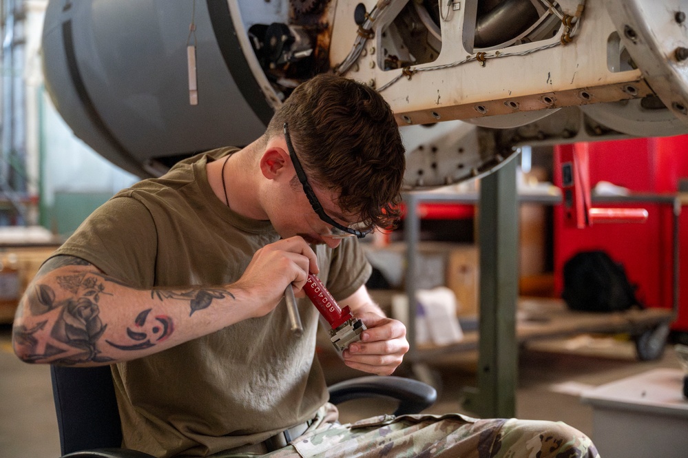 Accessories flight keeps Fairchild flying