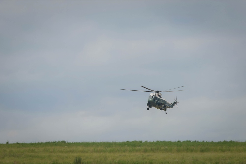 Marine One approaches Holland Drop Zone