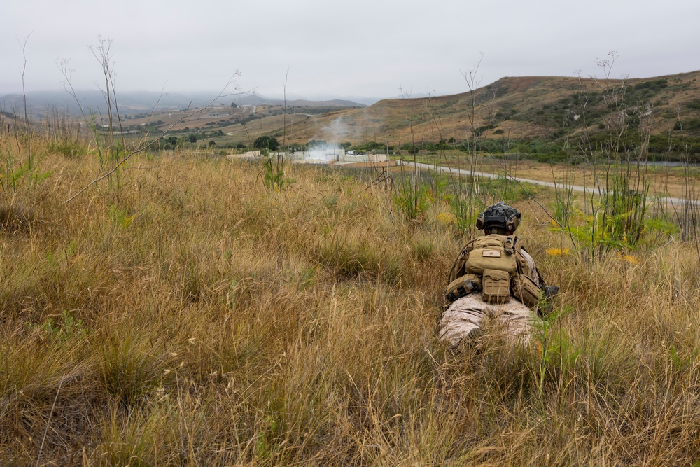 V31 Marines execute EOTG air raid course