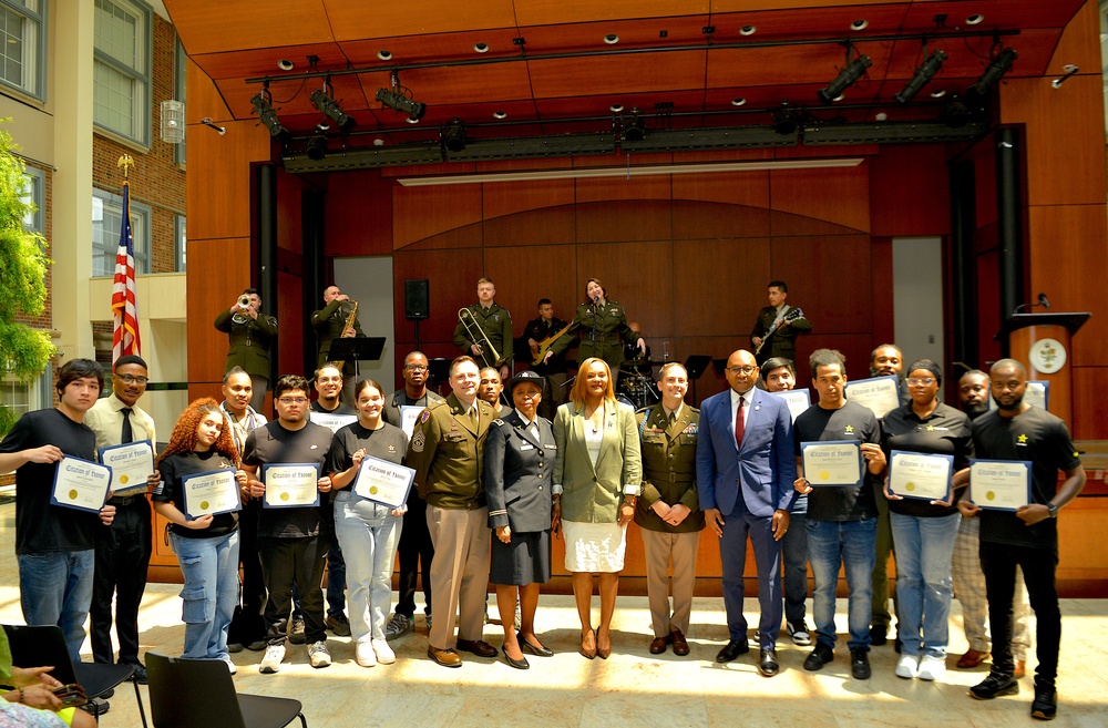 NYCRB Future Soldiers take oath during Army Birthday 250th reception