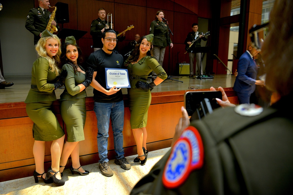 NYCRB Future Soldiers take oath during Army Birthday 250th reception